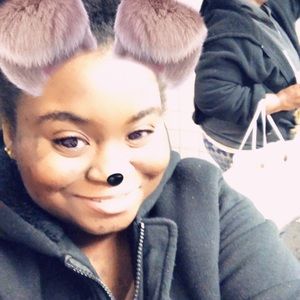 Meet your Posher, Tory